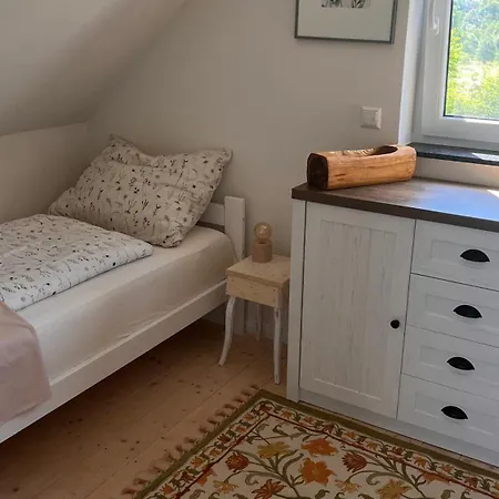 Cudne Manowce Vakantiehuis Giebultow (Lwowek Slaski)